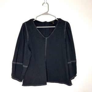 Anthropologie Current Air Delilah Structured Top M Black Button Back 3/4 sleeve
